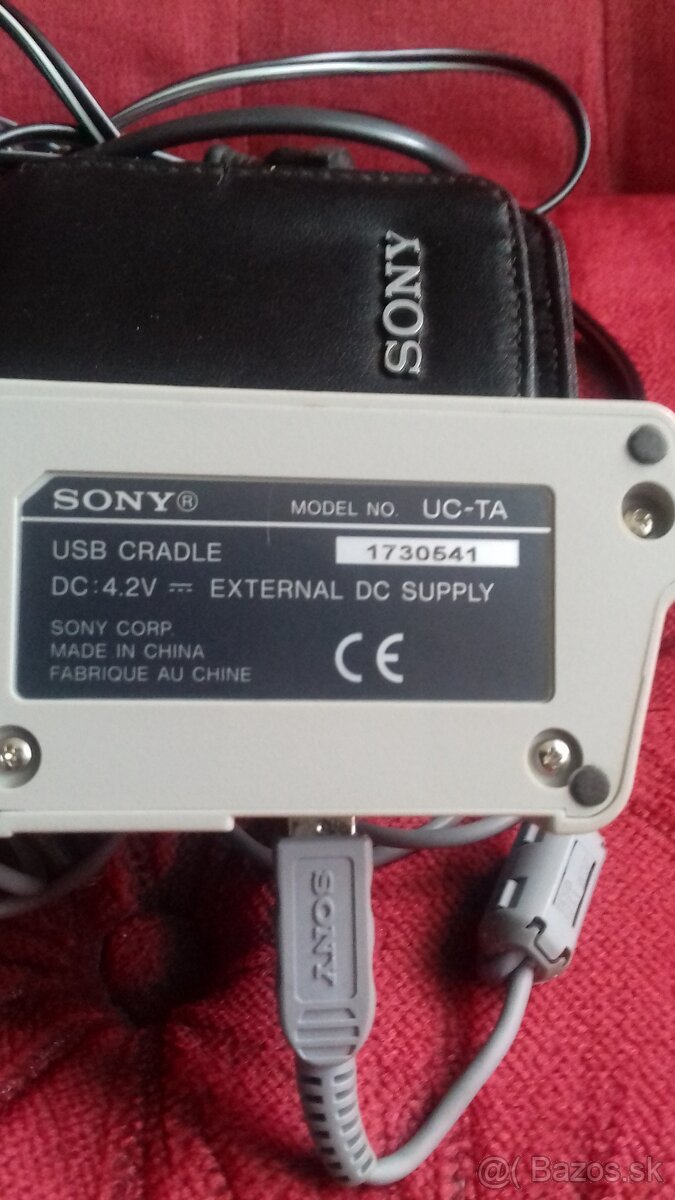 Fotoaparat Sony maly - 3