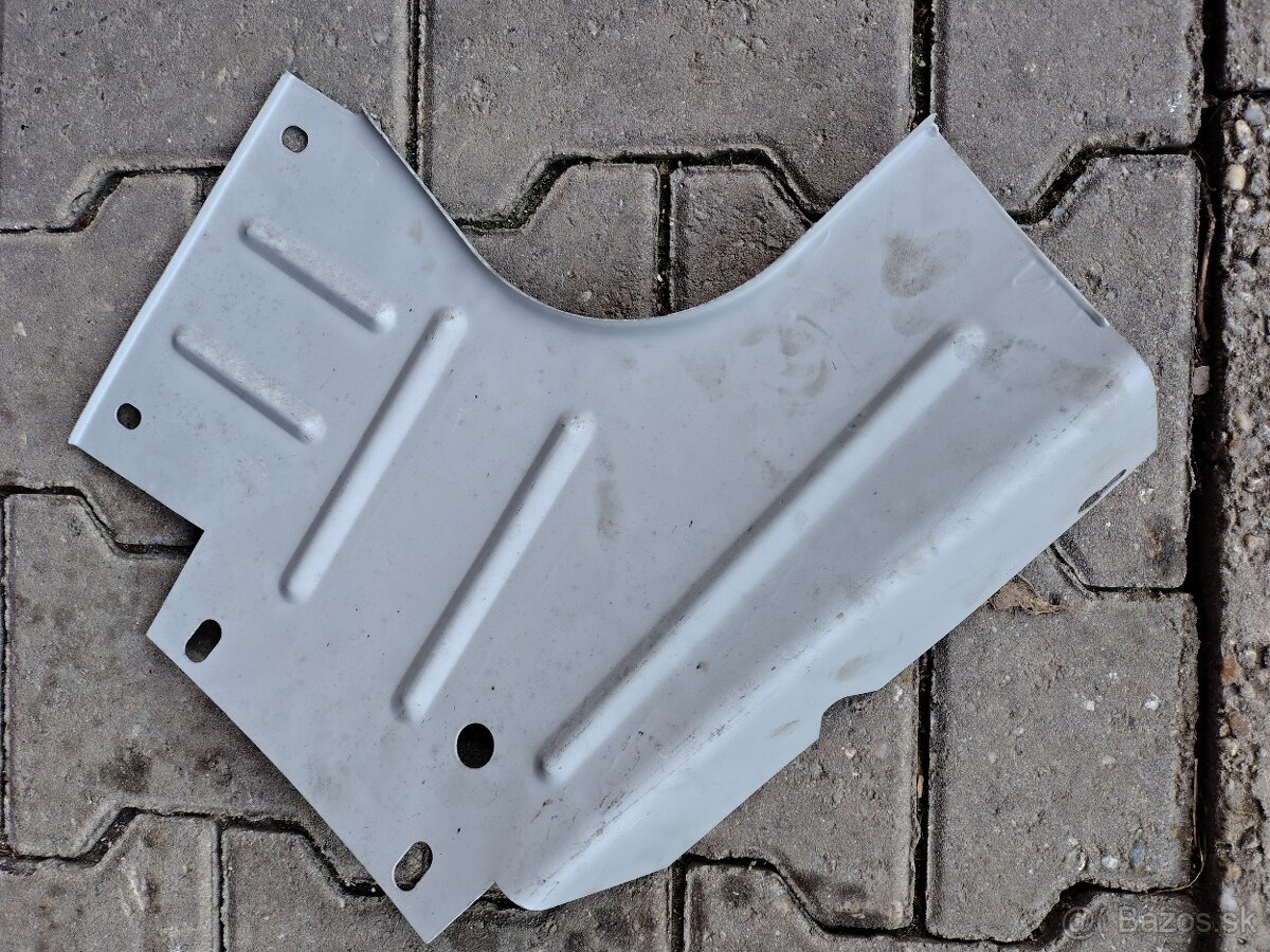 Plech pod motor SKODA 1000MB - 3