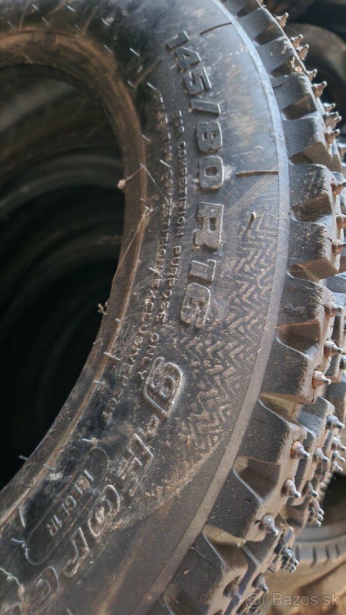 Pneumatiky z hrotmy r16 - 3