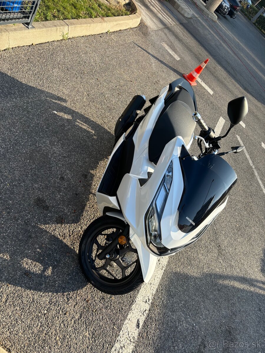 Honda PCX 125, najazd len 1064km, odpocet DPH - 3