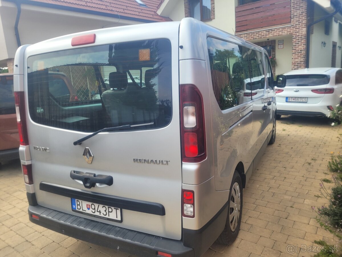 Predám Renault Trafic 1,6 diesel, 6/2017, 9 miestne - 3