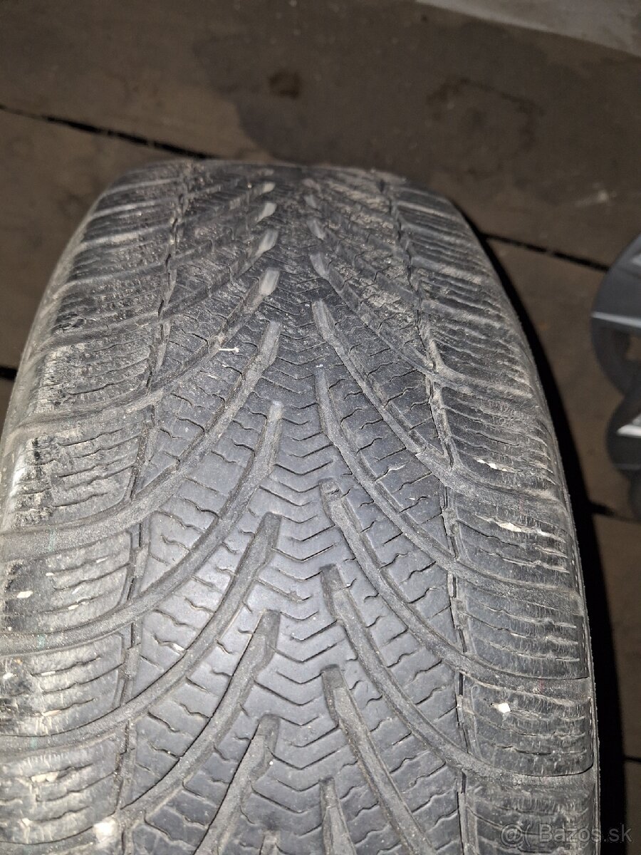 205/55 r16 zimné + disky - 3