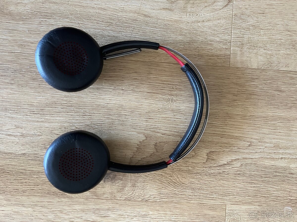 Plantronics VOYAGER FOCUS UC - 3