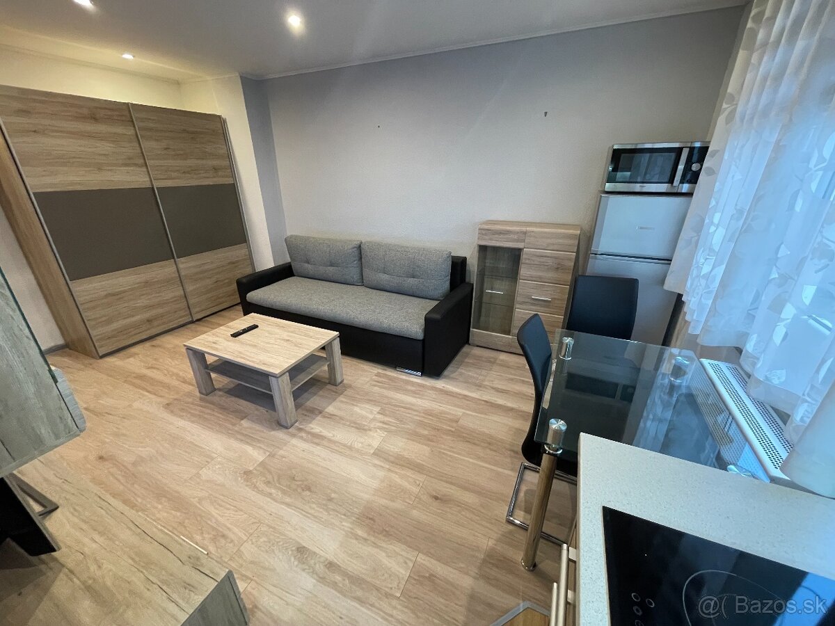 Predám byt Kežmarok, 24m2 kompletná rekonštrukcia, zariadený - 3