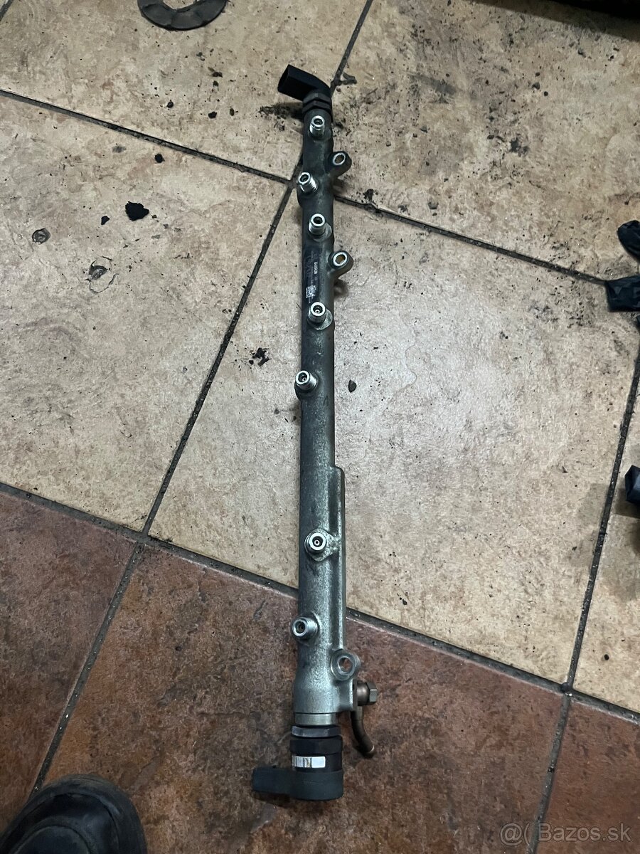 Rozpredám e61 530xd M57 automat - 3