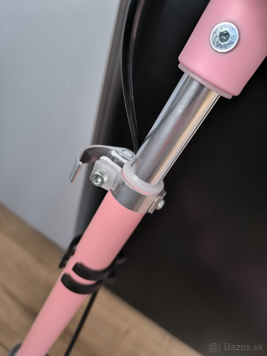 Nová svietiaca dievčenská.kolobežka - 3