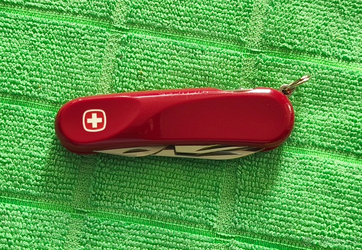 WENGER DELÉMONT EVOLUTION 10 - 3