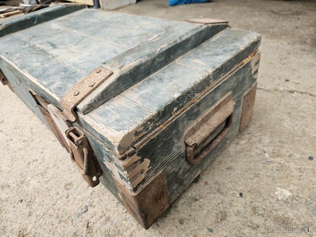 Vojenska drevena krabica bedňa 1. - 3