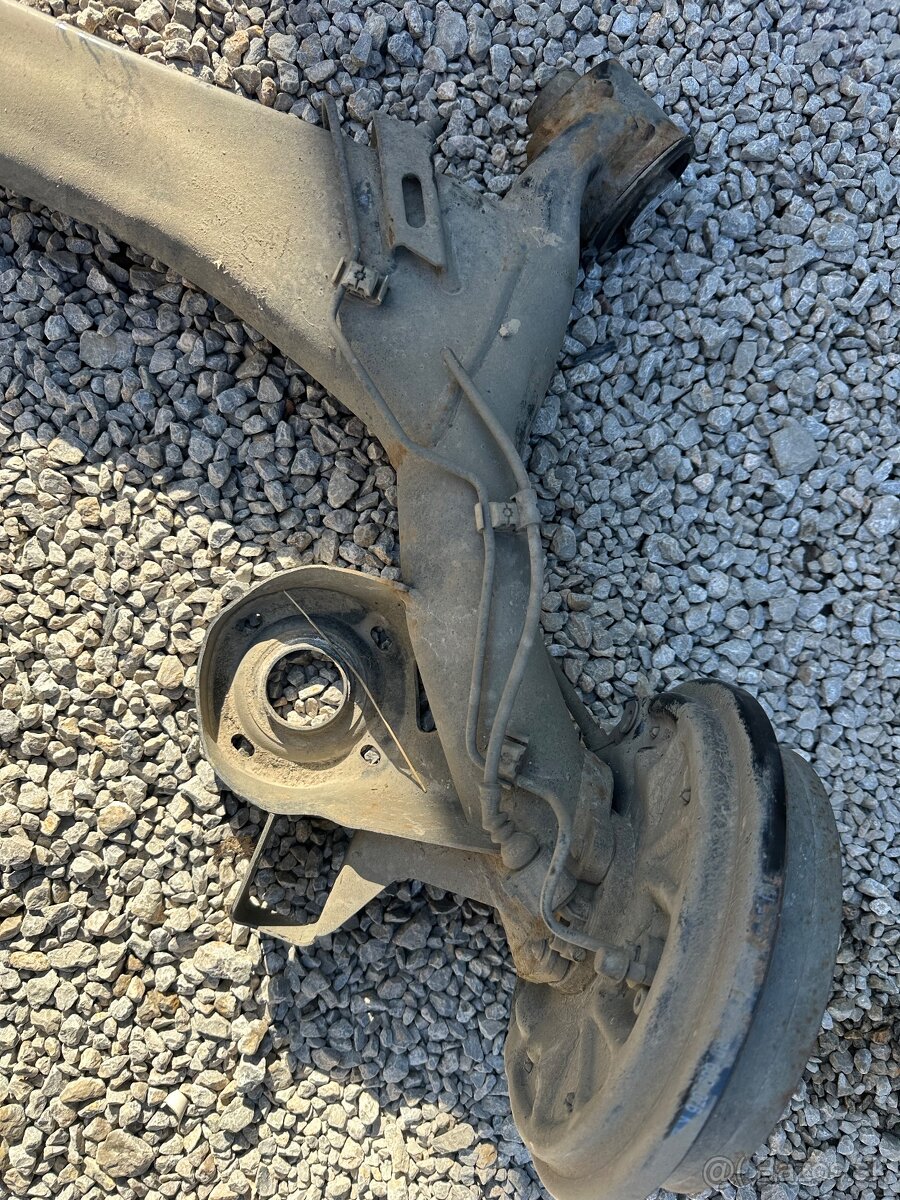 Zadna naprava fabia 2 - 3