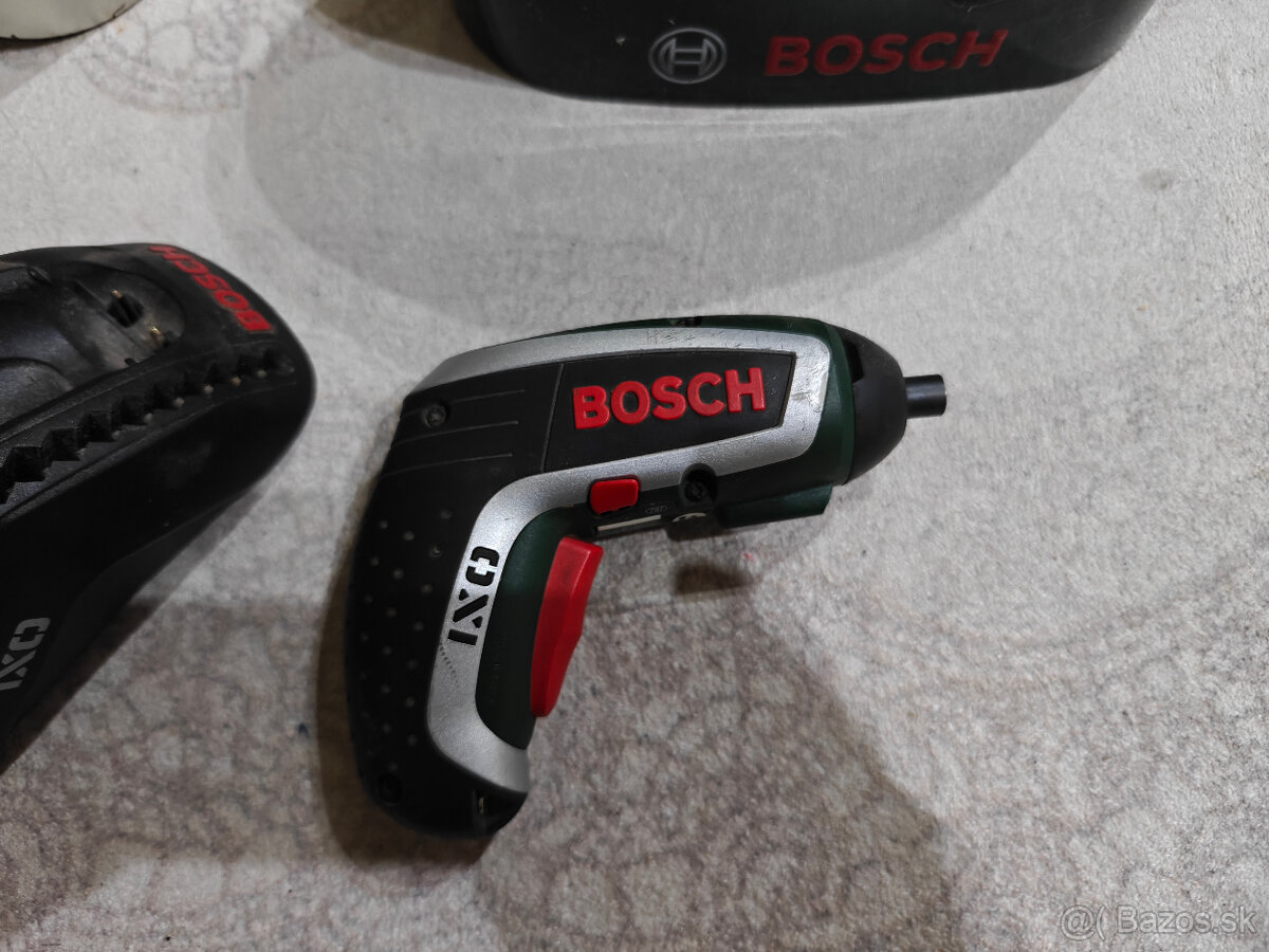 Predám Aku Skrutkovač Bosch IXO - 3