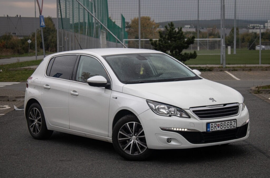 Peugeot 308 1.2 e-THP 130k Allure - 3