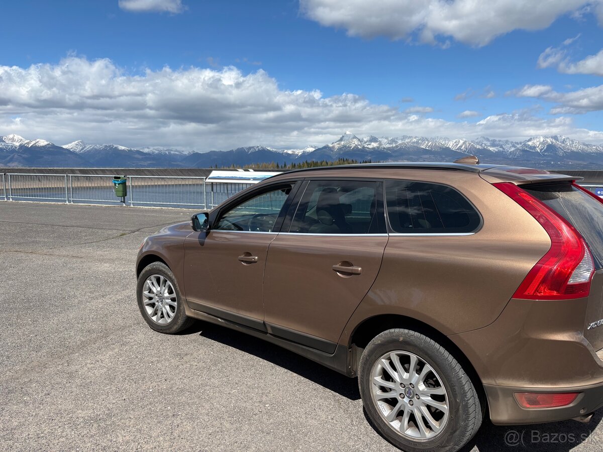 Volvo XC60 2.4 D5 4x4 222 000km - 3