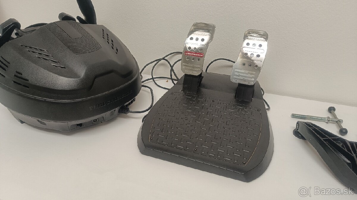 Thrustmaster T300 - 3