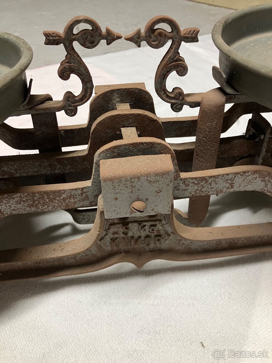 Starý liatinová obchodná váha + sada mosadzných závaží - 3