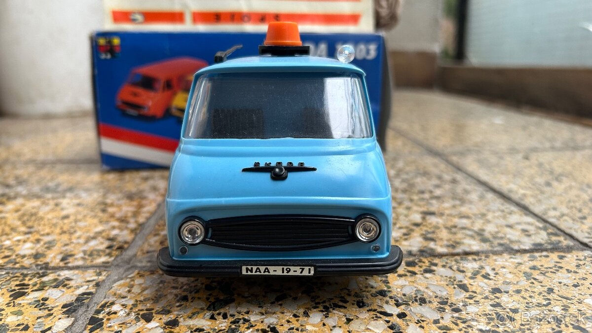 Škoda 1203 SPOJE KDN stará hračka - 3