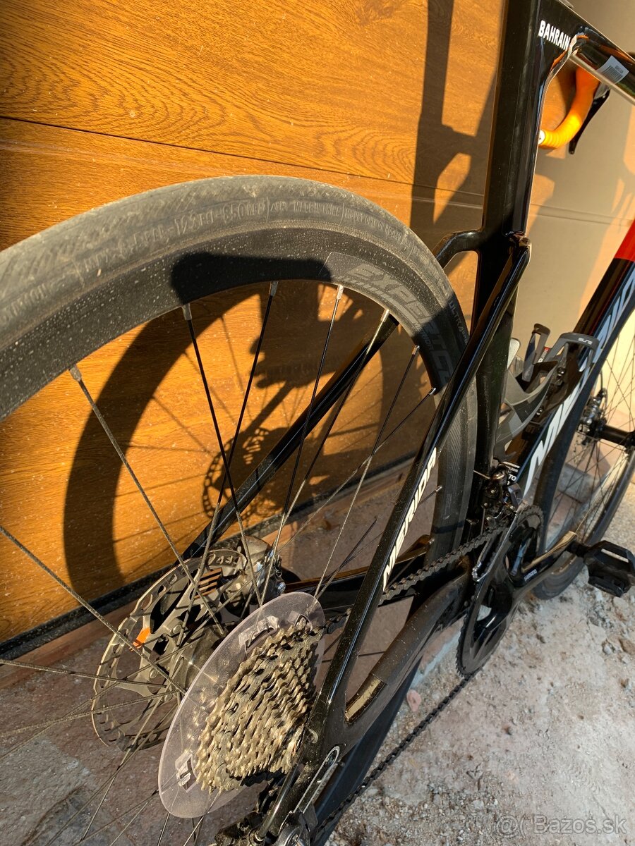 Cestný bicykel Merida Reacto 5000 Team Bahrain XL TOP STAV - 3