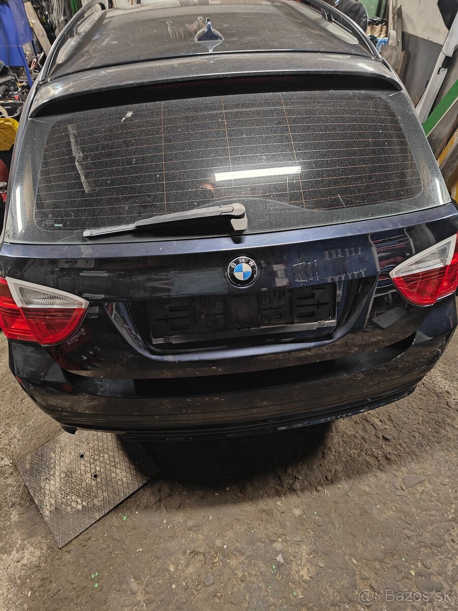 Rozpredám BMW E91 325i 160 kw - 3