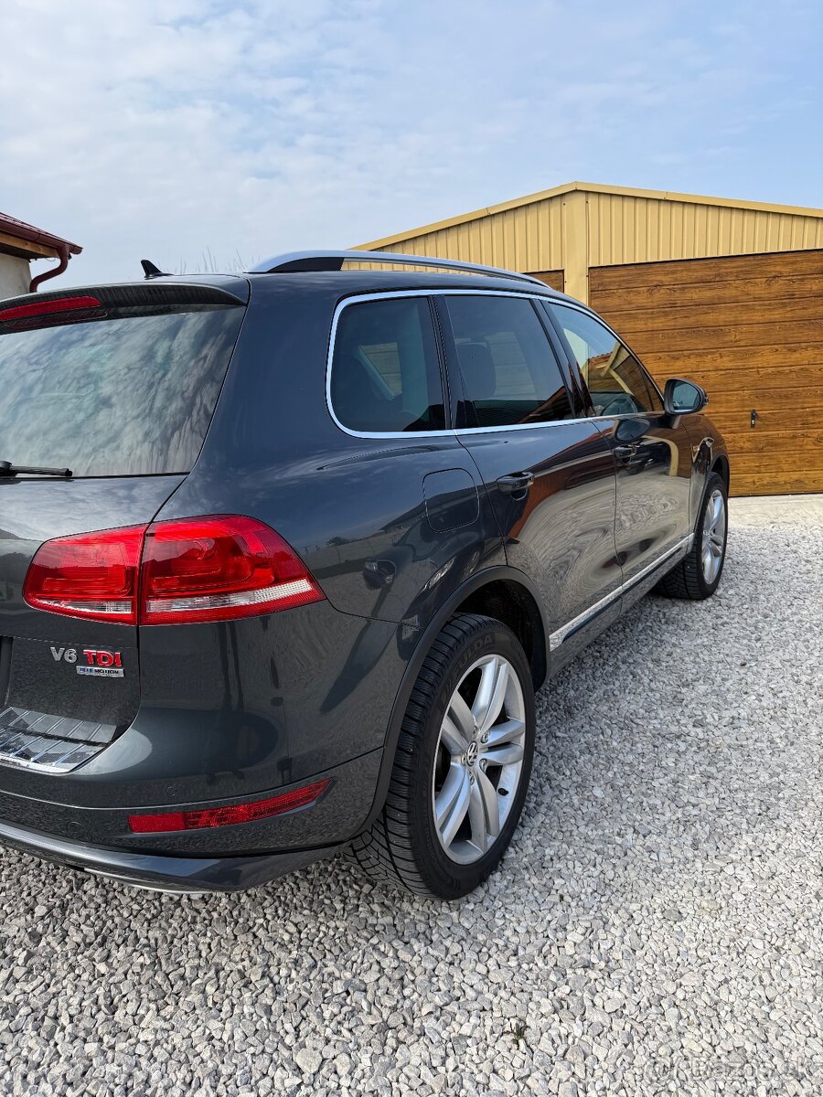 predám touareg 2 7p 180kw blumotion premium - 3