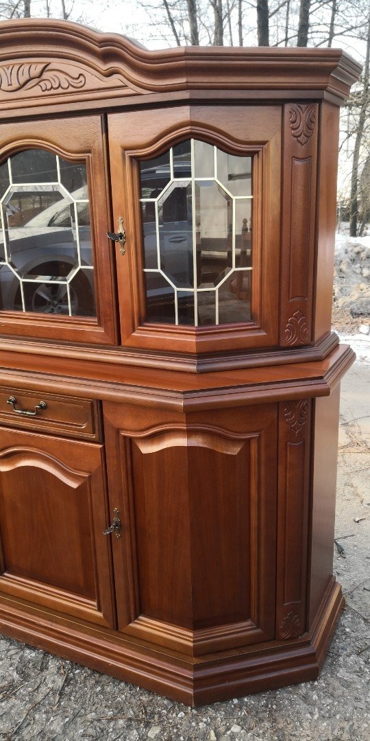 Masivná komoda s vitrínou - 3