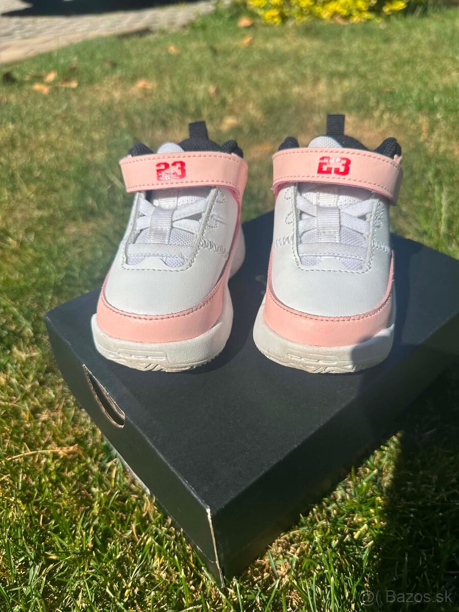 Jordan MAX AURA 3 - 3