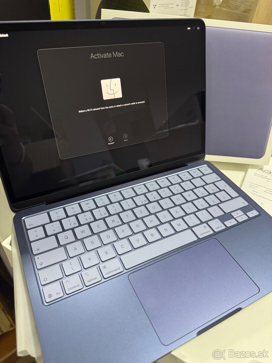 Apple Macbook Neo 256gb - 3