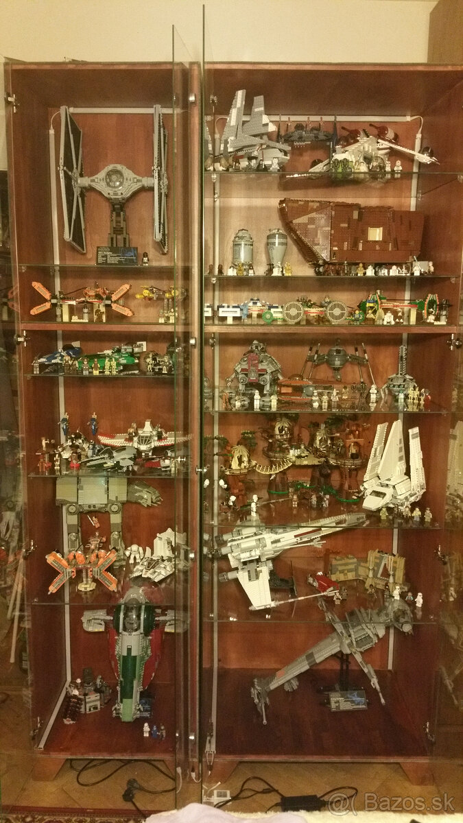 Rôzne vitríny na LEGO - 3