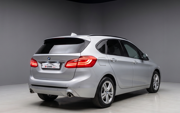BMW Rad 2 Active Tourer 2 218d Sport Line A/T - 3