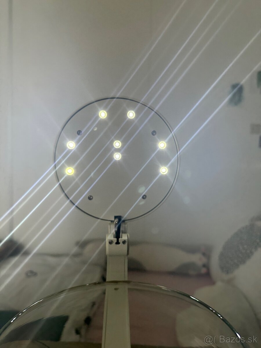 Okrúhle akvárium s lampou - 3