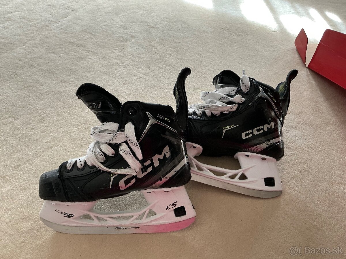 Korcule CCM XF80 Junior vel. 35,5 - 3