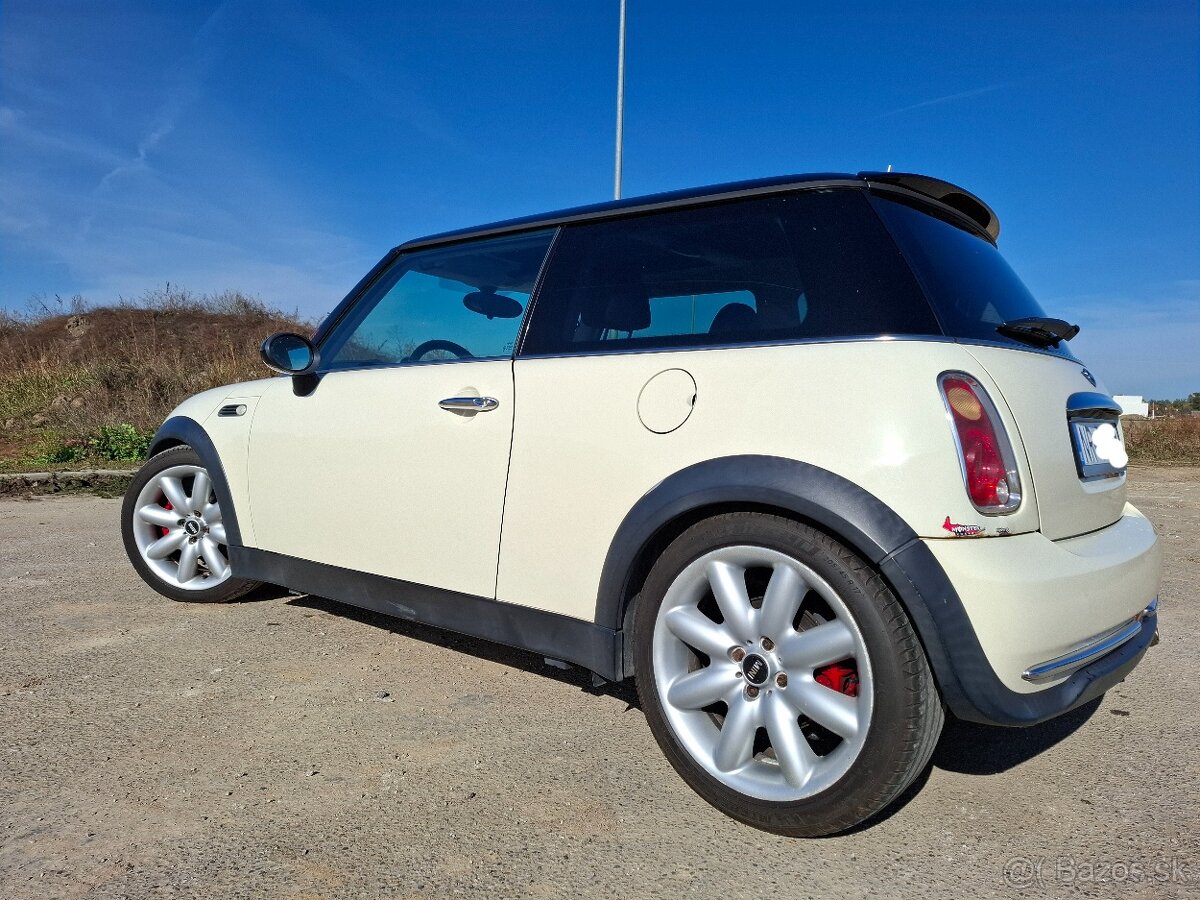 MINI COOPER R50 85kW 1.6 - 3
