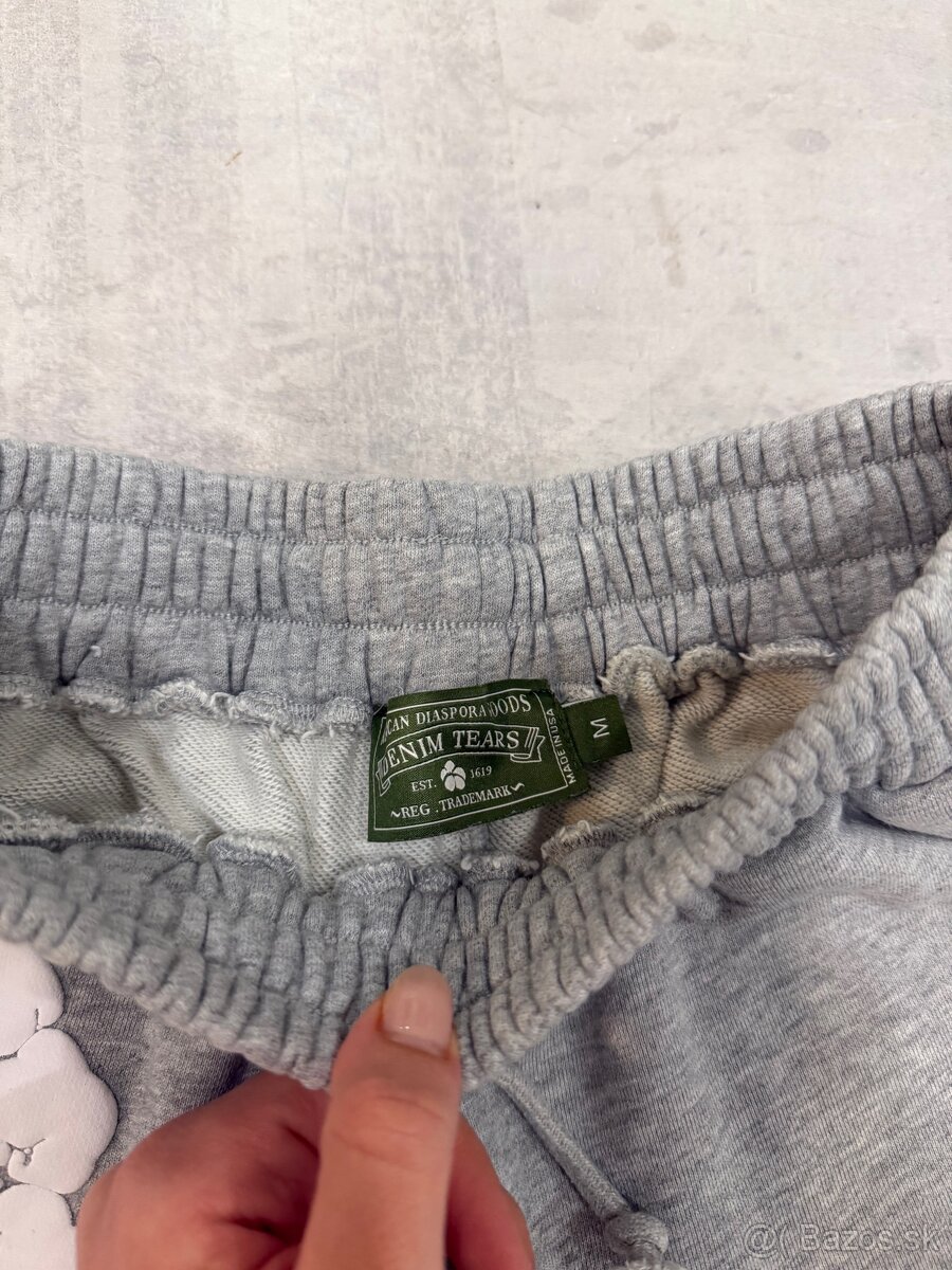 Denim Tears šedé kraťase - 3