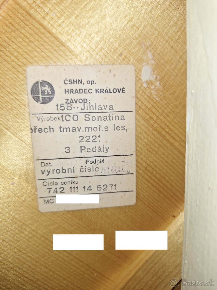 Predám-kvalitný český klavír PETROF - 3