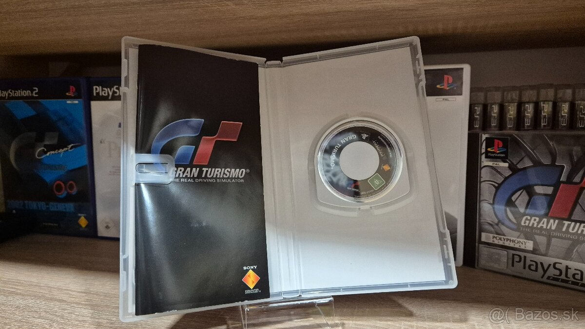 PSP Gran Turismo - 3