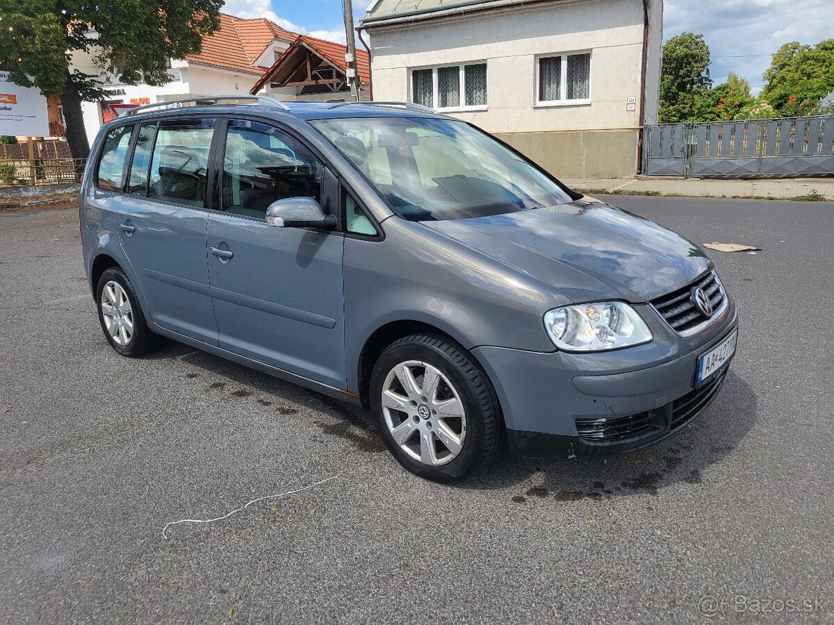 Predam vw touran 2.0 tdi 103kw - 3