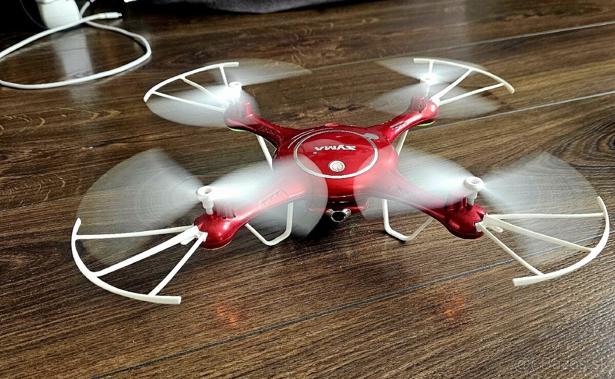 Dron značky Syma X5UW - 3