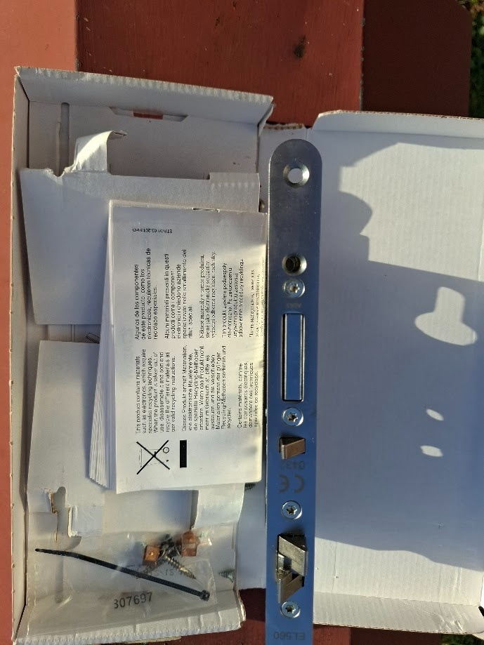 ASSA ABLOY elektromechanický zámok EL560 - 3
