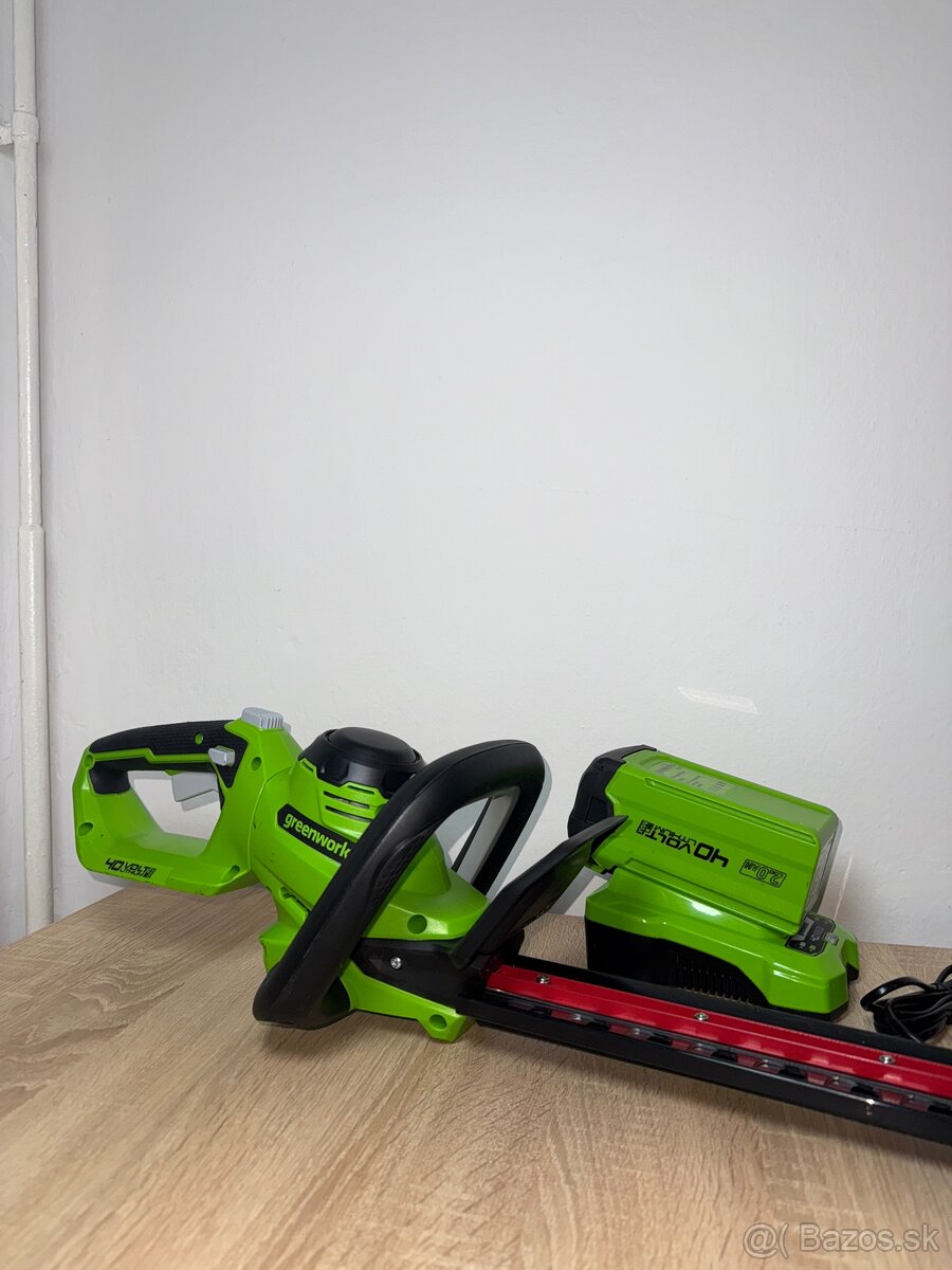 Nožnice na živý plot Greenworks 40V - 3