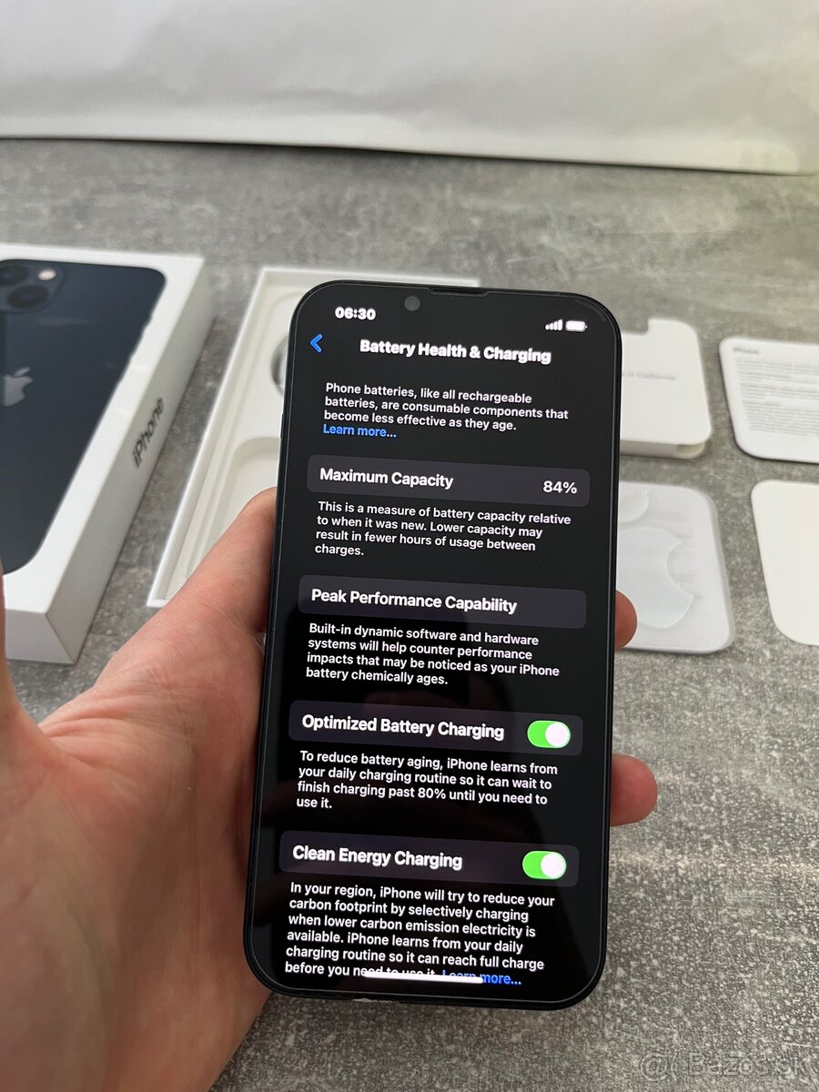 Apple iPhone 13 128 GB – 84 % batéria - 3