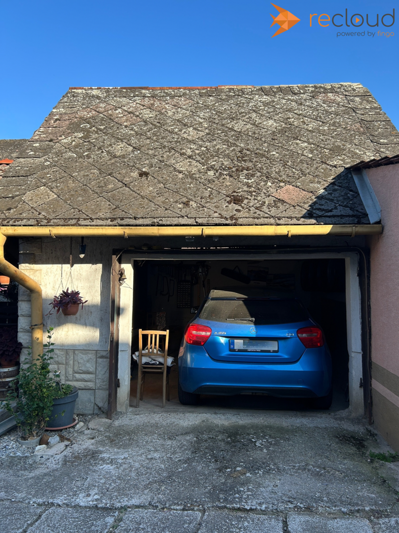 Rodinný dom v Sasinkove, okr. Hlohovec so samostatným vstupo - 3