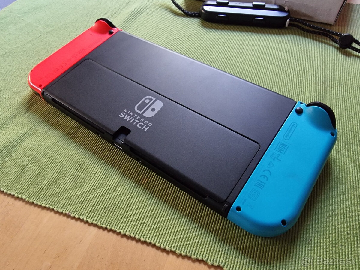 Nintendo Switch OLED - 3
