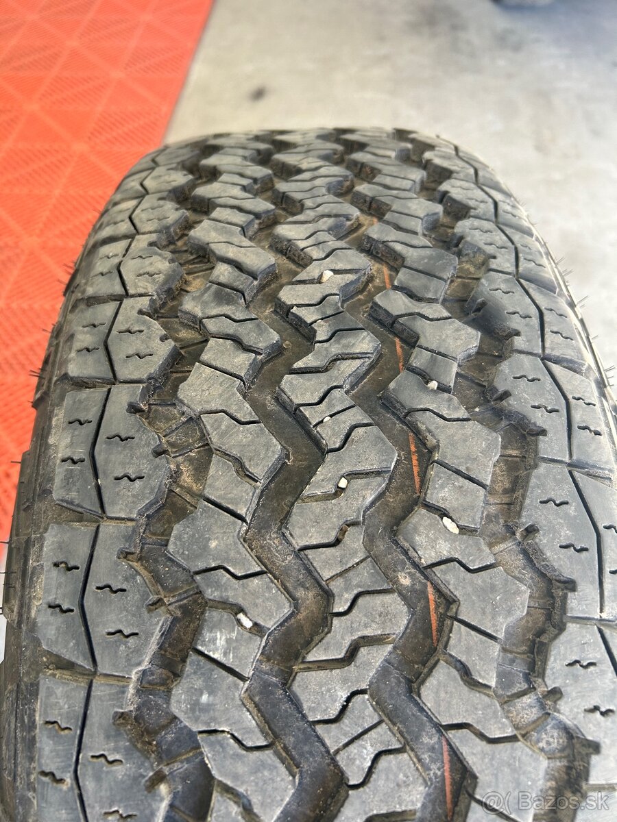 255/65 r18 celoročne - 3