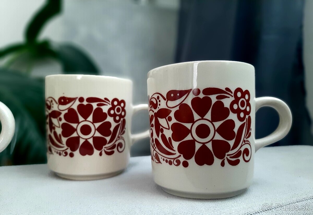 Set retro hrnků Kera Vitral / ČSSR.. - 3