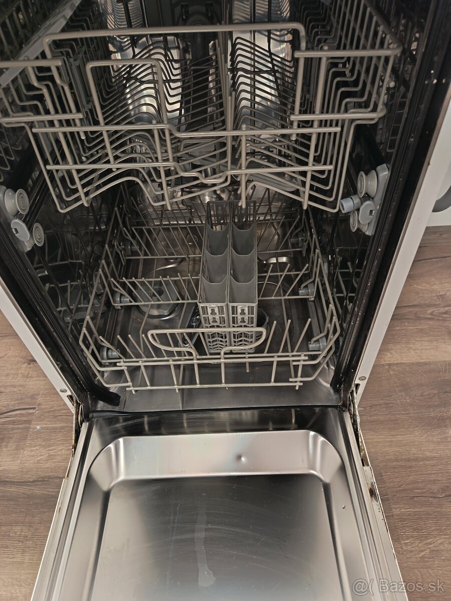 Umývačka riadu 45 vstavaná - 3