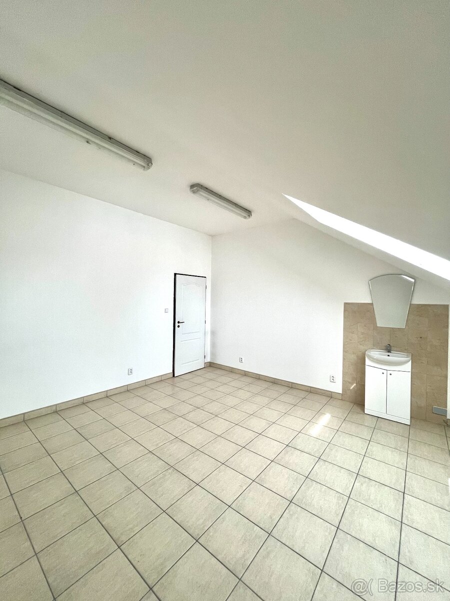 Kancelárske priestory na prenájom - 3