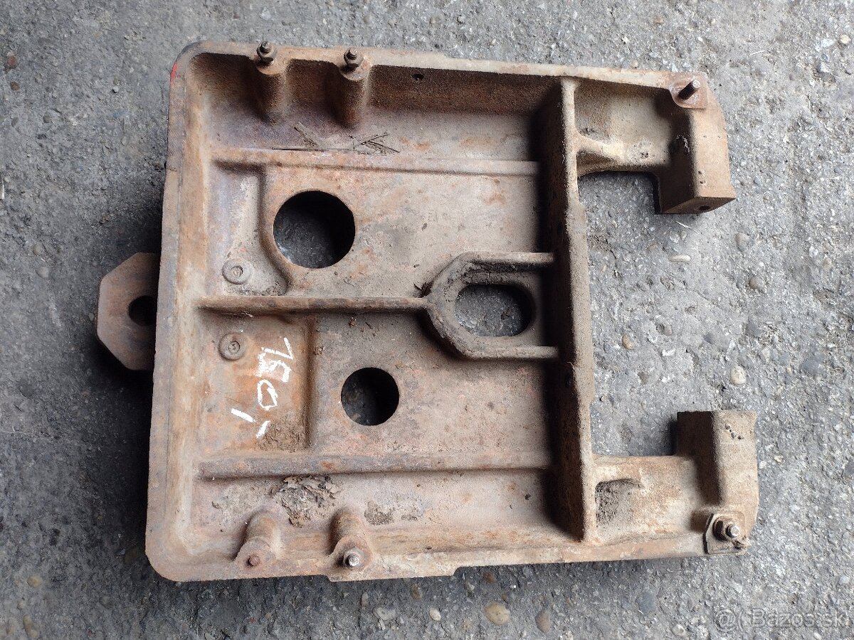 Vana pod kapotu predny zaves veteran - 3