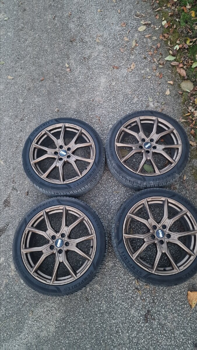 5x112 R19 235/40 R19 - 3