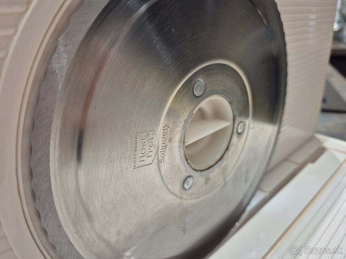 Krájač na chlieb, salámu... - 3