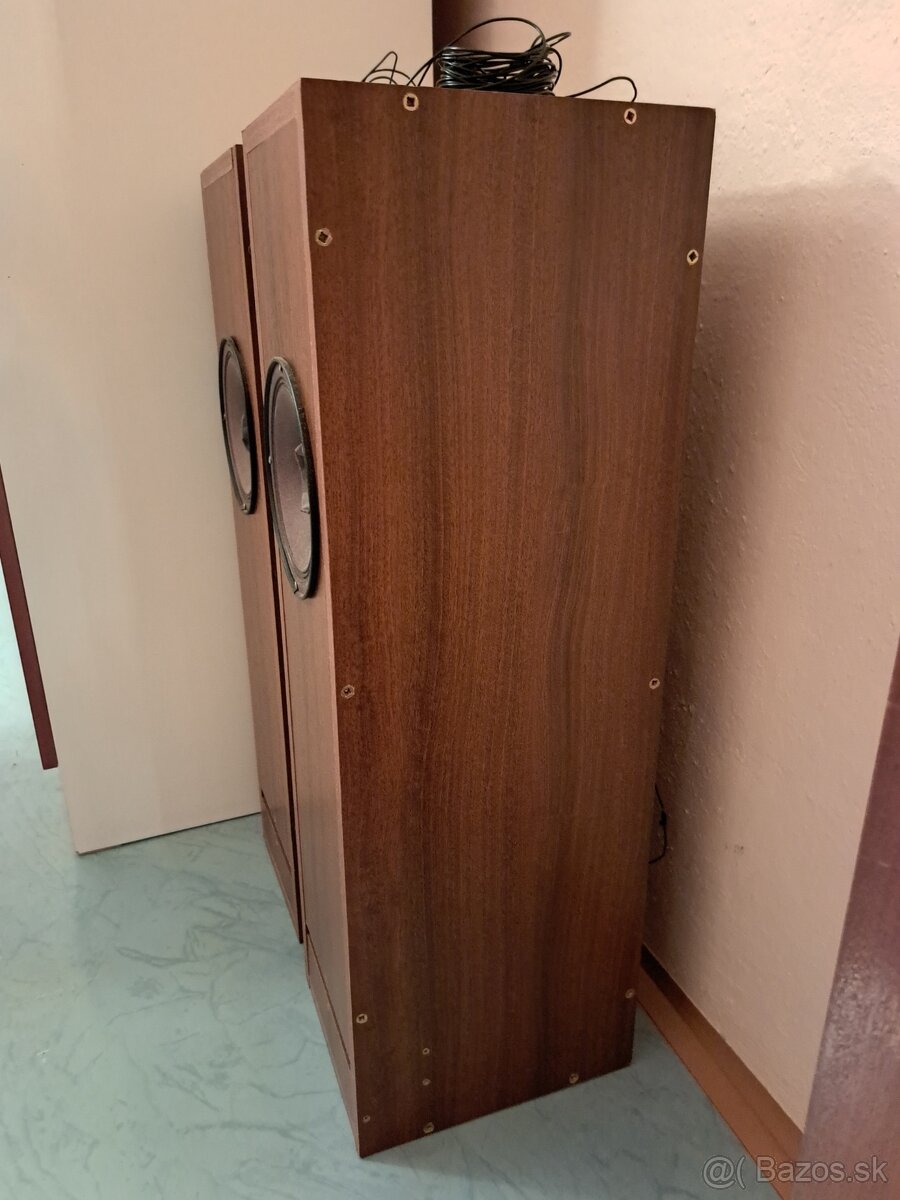 Reprobedne, reproduktory, 2 ks a Stojan na CD, kazety - 3