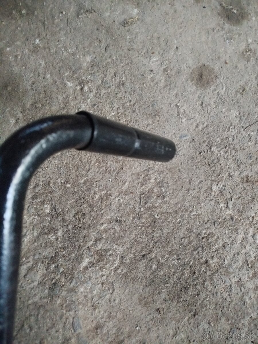 Štartovacia kľuka zetor25 - 3