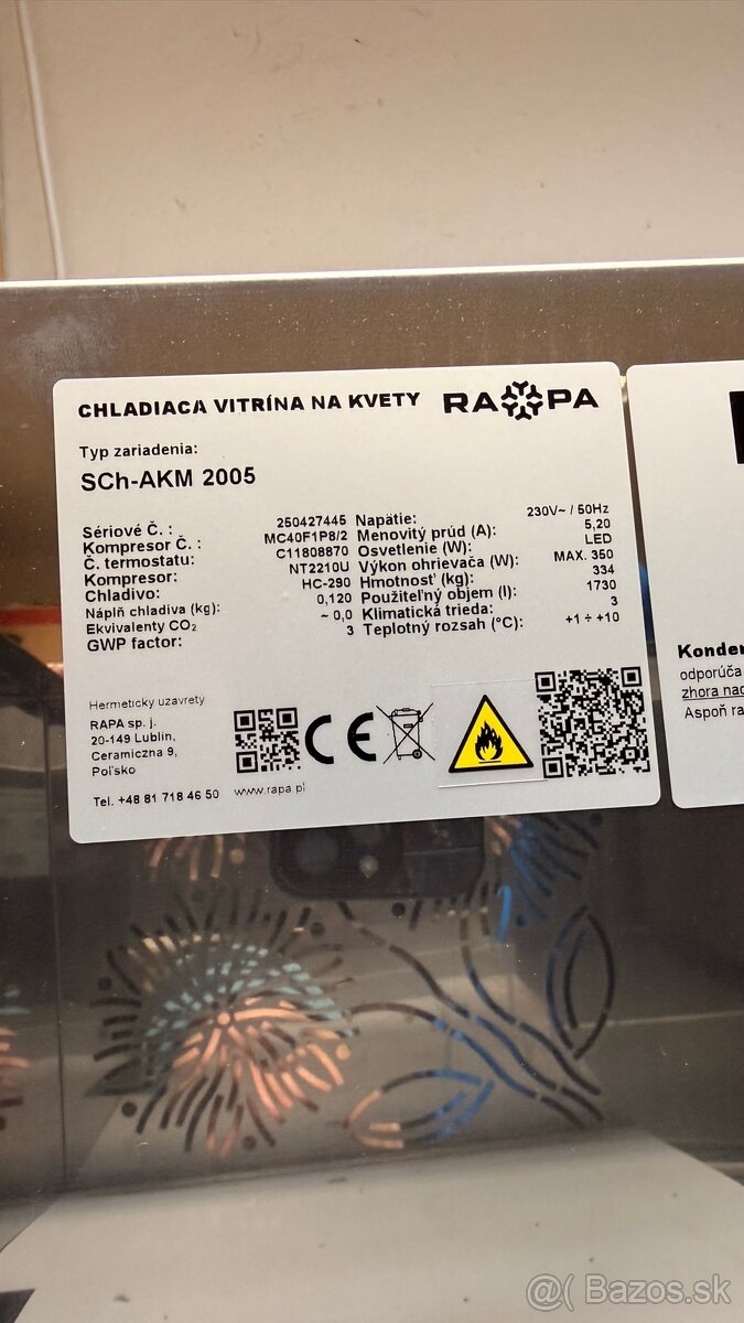 Chladiaca vitrina na kvety - 3